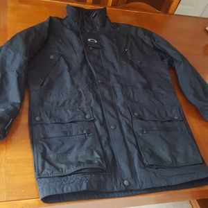 Oakley jacket 🖤🕵️‍♀️☠